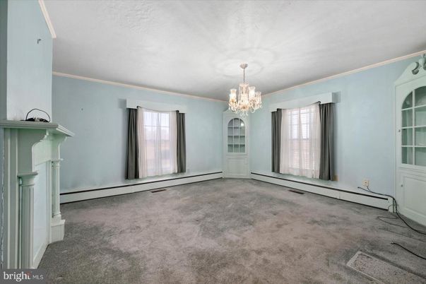 Chandelier, Empty room, Interior