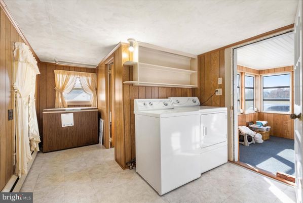 Interior, Washer, Wooden Walls
