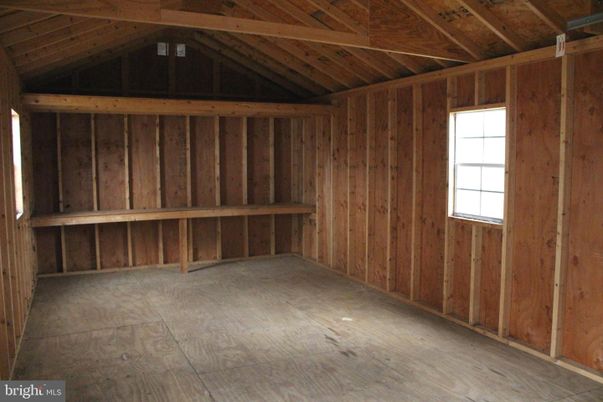 Empty room, Interior, Wooden Beams, Wooden Ceilings, Wooden Walls
