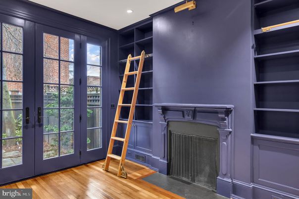 Fireplace, Interior, Recessed Lighting, Wood Texture Flooring