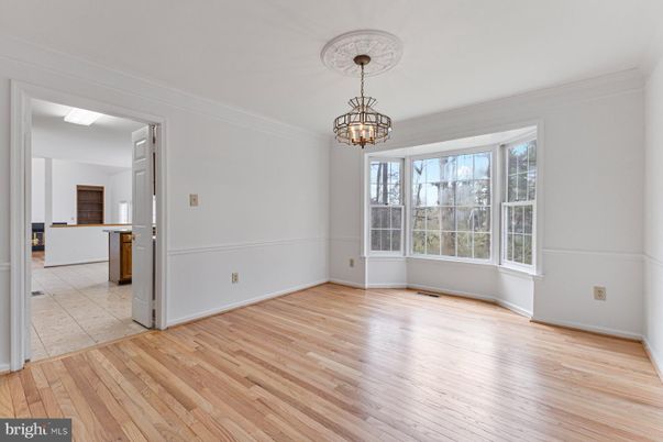 Chandelier, Empty room, Interior, Wood Texture Flooring