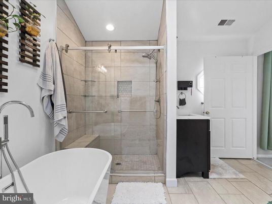 Bathroom, Free Standing Baths, Glass Shower, Interior, Recessed Lighting