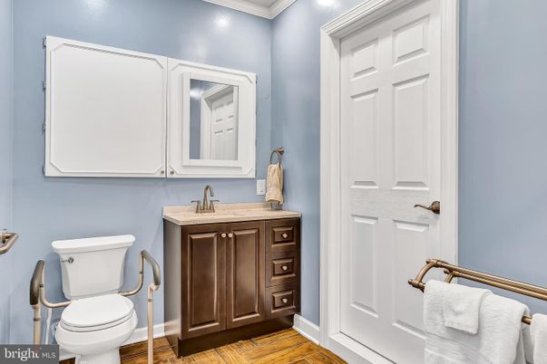 Bathroom, Interior, Recessed Lighting, Wood Texture Flooring