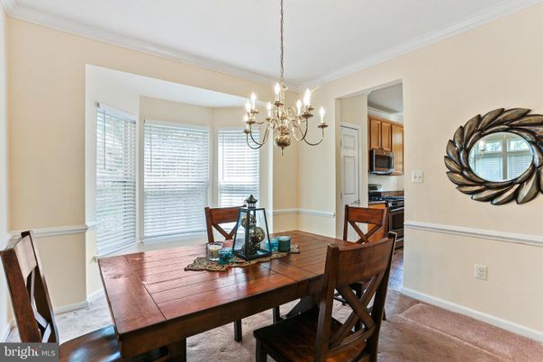 Chandelier, Dining room, Interior