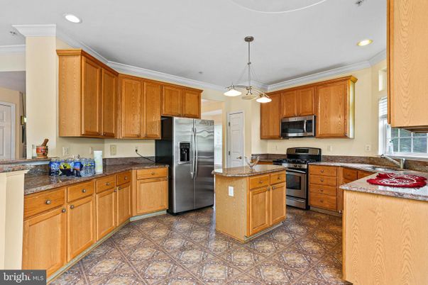 Interior, Kitchen, Pendant Lights, Recessed Lighting