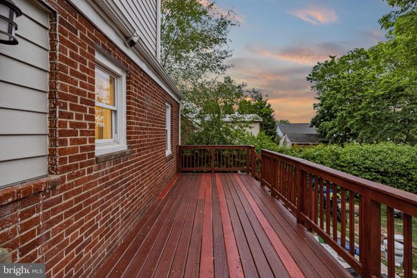 Exterior, Wood Texture Flooring