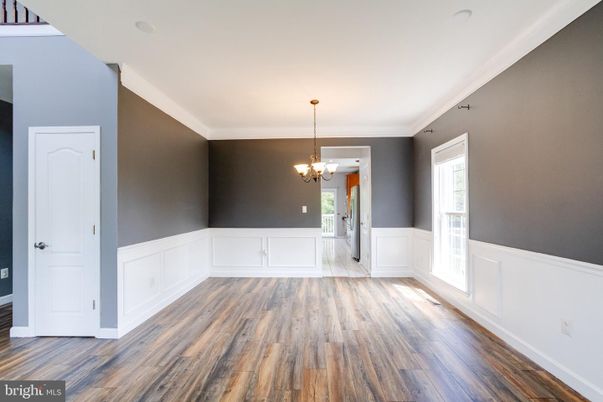 Chandelier, Empty room, Interior, Wood Texture Flooring