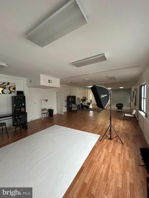 Bedroom, Fitness Equipment, Interior, Wood Texture Flooring