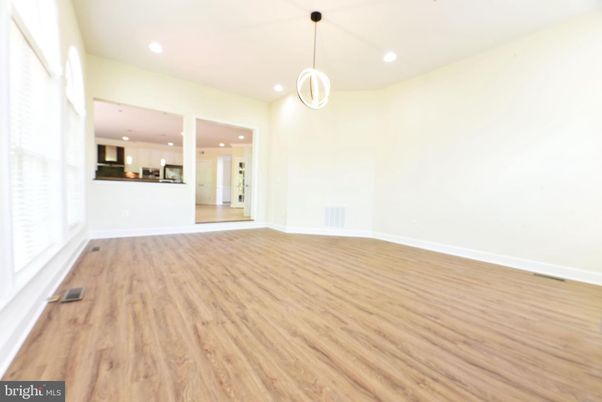 Empty room, Interior, Pendant Lights, Recessed Lighting, Wood Texture Flooring