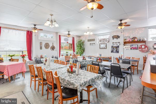Chandelier, Dining room, Interior