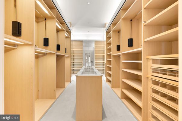 Interior, Recessed Lighting, Walk-in Closets