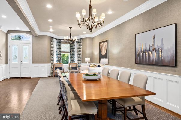 Chandelier, Dining room, Interior, Recessed Lighting, Wood Texture Flooring
