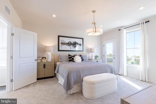 Bedroom, Interior, Pendant Lights, Recessed Lighting