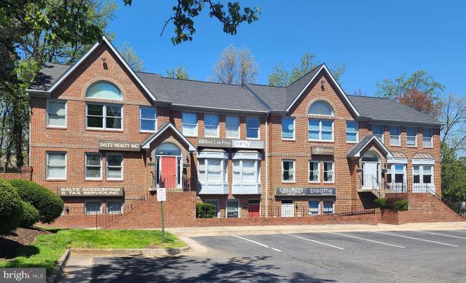 Exterior, Facade, Brick Facade, Tudor Revival