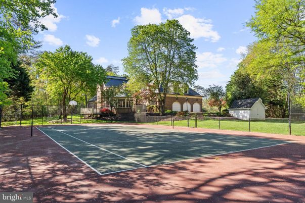 Exterior, Tennis Courts