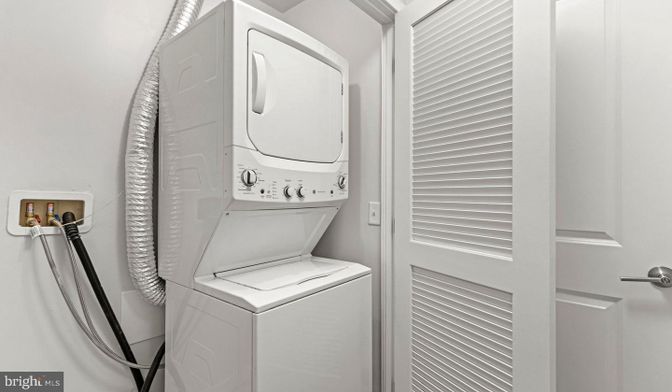 Interior, Utility Closets, Washer