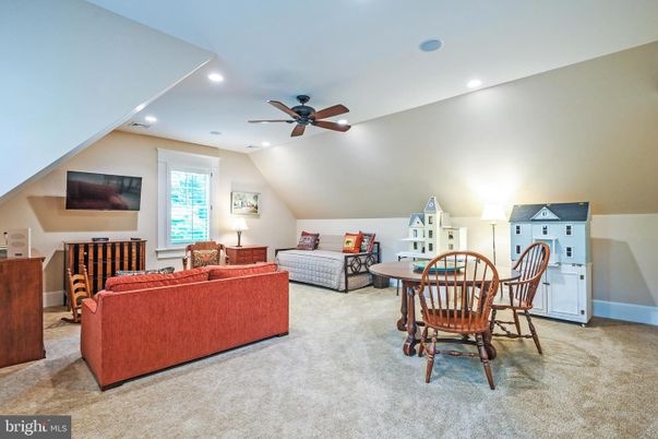 Dining room, Interior, Living room, Recessed Lighting
