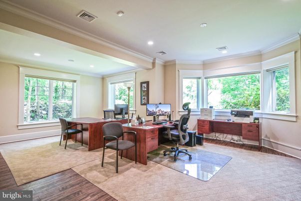 Home Office, Interior, Recessed Lighting, Wood Texture Flooring