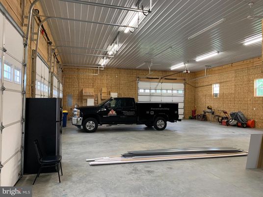 Garage, Interior, Stone Walls
