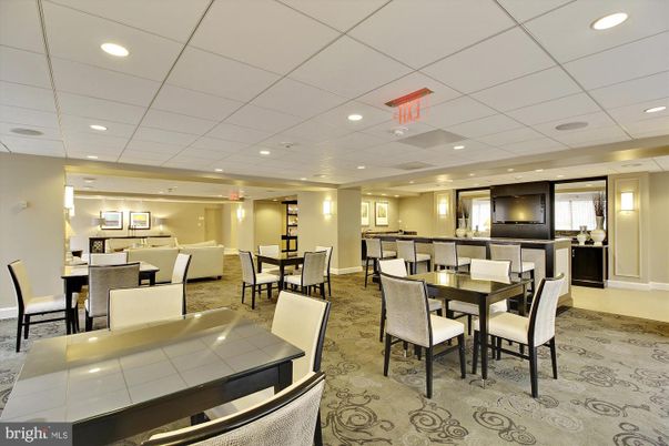 Dining room, Interior, Recessed Lighting