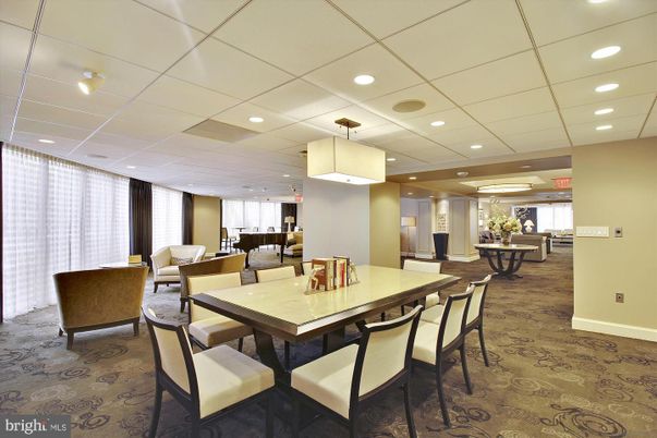 Dining room, Interior, Living room, Pendant Lights, Recessed Lighting