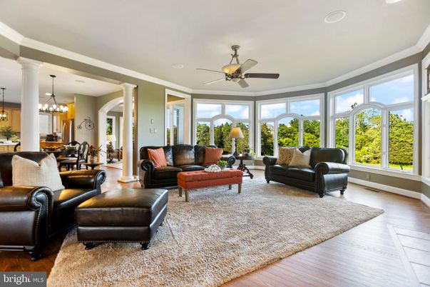 Chandelier, Dining room, Interior, Living room, Recessed Lighting, Wood Texture Flooring