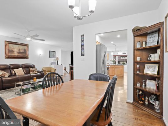 Dining room, Interior, Kitchen, Living room, Pendant Lights, Recessed Lighting, Wood Texture Flooring