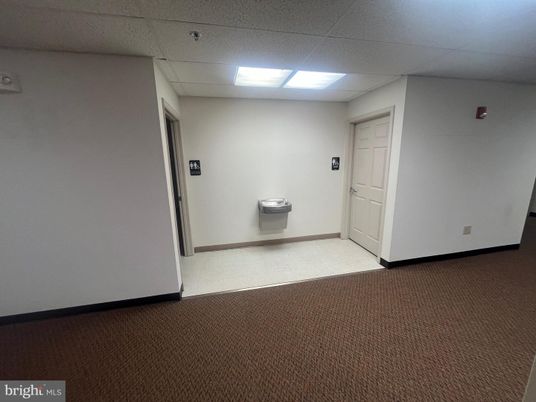 Bathroom, Empty room, Interior, Recessed Lighting
