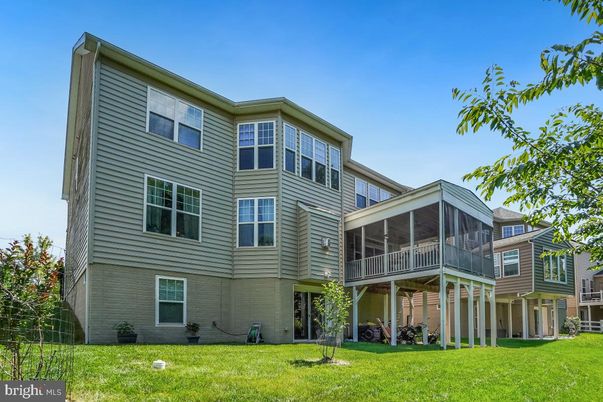 Backyard, Exterior, Facade, Rowhouse