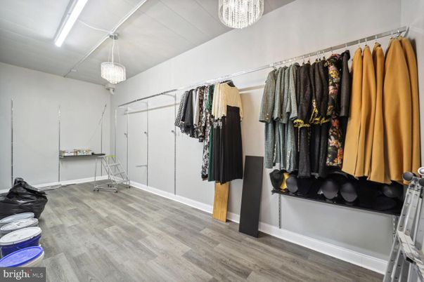 Chandelier, Interior, Walk-in Closets, Wood Texture Flooring