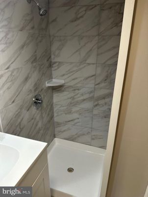 Bathroom, Interior, Marble Walls