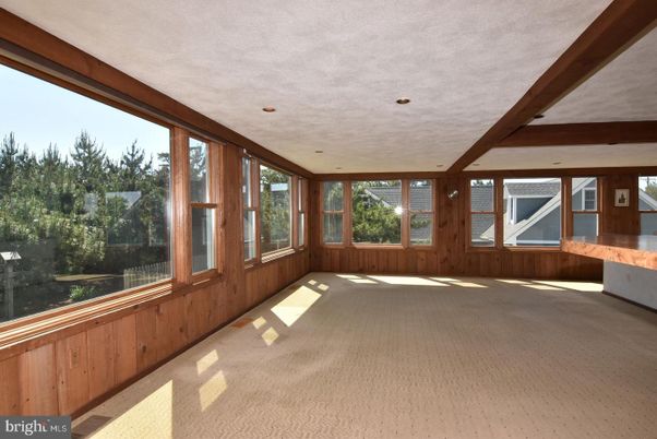 Empty room, Interior, Recessed Lighting, Sun Room