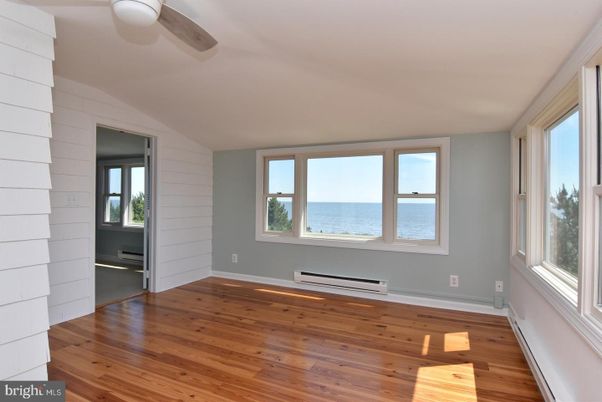 Empty room, Interior, Water, Wood Texture Flooring
