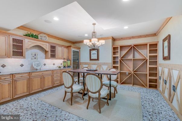 Chandelier, Dining room, Interior, Kitchen, Recessed Lighting