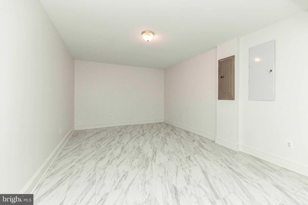 Empty room, Interior, Marble