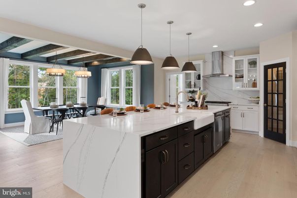 Dining room, Interior, Kitchen, Pendant Lights, Recessed Lighting, Stainless Steel Appliances, Wooden Beams, Wood Texture Flooring
