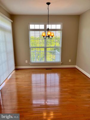 Chandelier, Empty room, Interior, Wood Texture Flooring