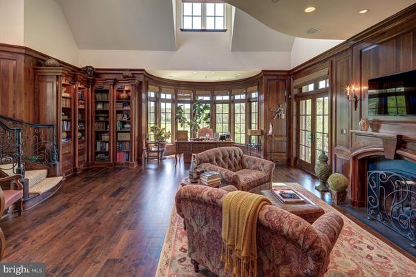Fireplace, Interior, Living room, Recessed Lighting, Wood Texture Flooring, Wooden Walls