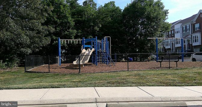 Backyard, Exterior, Playground