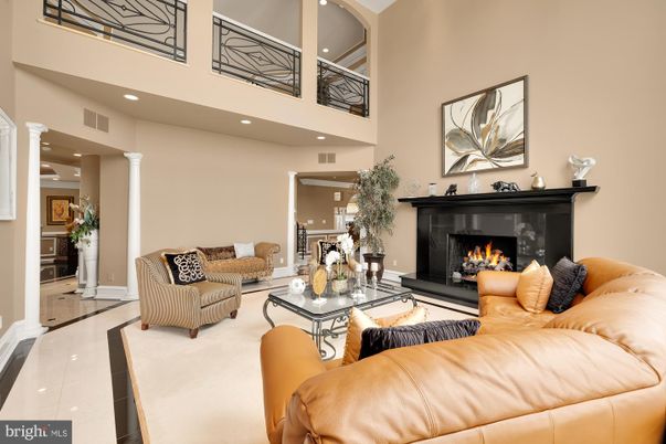 Fireplace, Interior, Living room, Recessed Lighting