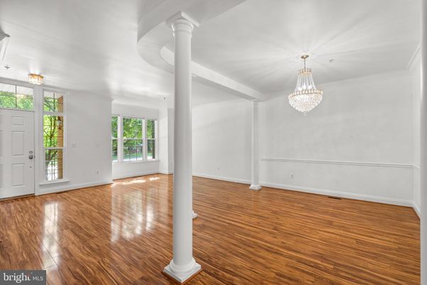 Chandelier, Empty room, Interior, Wood Texture Flooring
