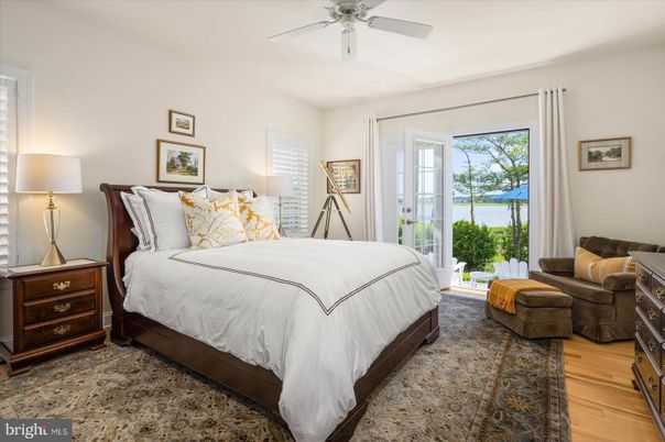Bedroom, Interior, Water, Wood Texture Flooring