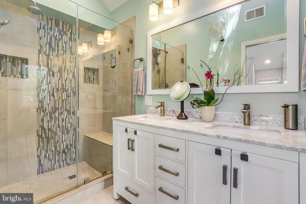 Bathroom, Dual Sink Vanities, Glass Shower, Interior