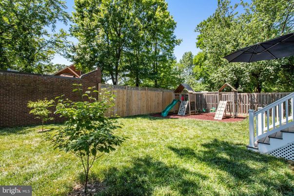 Backyard, Exterior, Playground