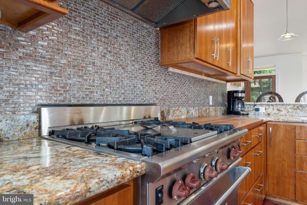 Interior, Kitchen, Pendant Lights, Stainless Steel Appliances