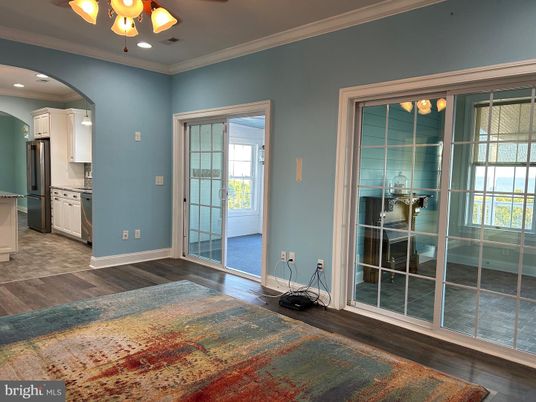 Empty room, Interior, Kitchen, Recessed Lighting, Wood Texture Flooring