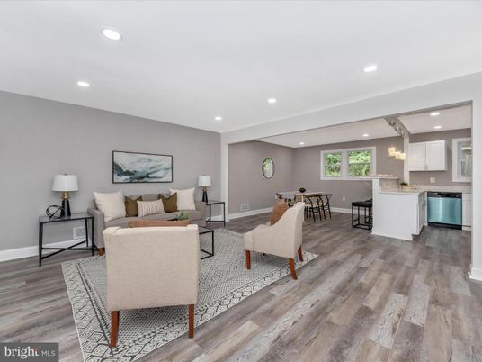 Chandelier, Dining room, Interior, Kitchen, Living room, Pendant Lights, Recessed Lighting, Wood Texture Flooring