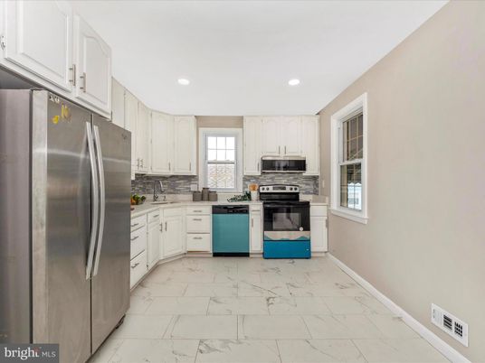 Interior, Kitchen, Marble, Recessed Lighting, Stainless Steel Appliances