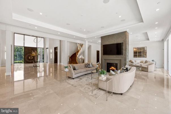 Fireplace, Interior, Living room, Recessed Lighting
