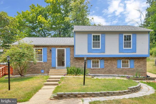 Exterior, Facade, Brick Facade, Split Level